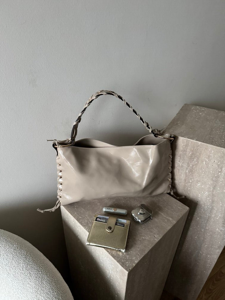 Sac "Latina"